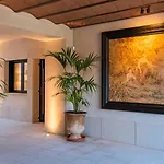 Apartmán Florinda De La Cava - 5 *
