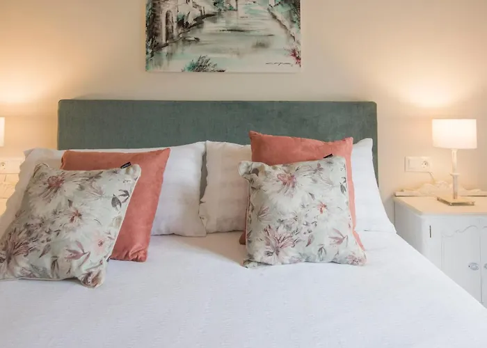 Florinda De La Cava - 5 Appartamento *